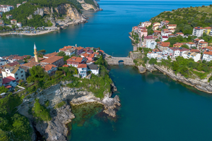 UNESCO listesinde: 6 bin nüfuslu Amasra'ya bayramda 182 bin ziyaretçi