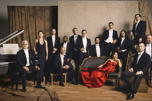 Türkiye'de geniş bir hayran kitlesine sahip olan Pink Martini, 22 Temmuz'da İstanbul'da konser verecek
