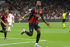 Fenerbahçe'den Leao'ya 50 milyon euroluk teklif