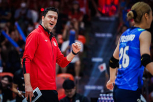 Asya'da yılın voleybol başantrenörü seçilen Ferhat Akbaş: Japonya bana çok şey kattı