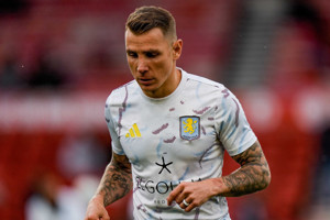 PSG, Aston Villa'dan Lucas Digne'i kadrosuna kattı