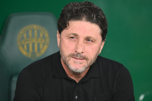 Trabzonspor Teknik Direktörü Fatih Tekke istifa etti