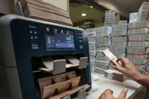 En büyük 10 banka ilk yarıda 368,8 milyar lira kar elde etti