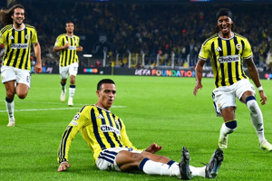 Fenerbahçe koşu mesafesinde son sırada