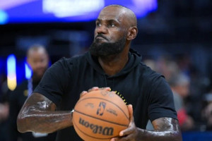 Trump’tan LeBron James’e milli marş tepkisi