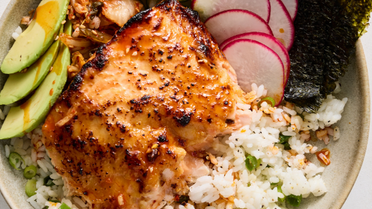 Miso Soslu Somon Kasesi