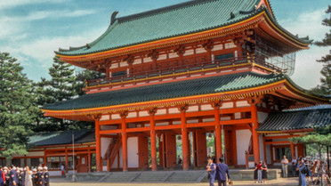 Turist akınına fren: İşte ülkelerin aşırı turizme karşı aldığı radikal önlemler