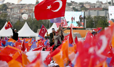 AKP artık kitlelerin değil bir hayat tarzının partisi
