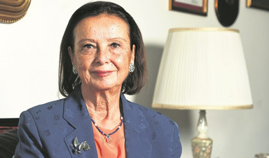 Lale Aytaman: 100’üncü yılda en azından 30-40 ilde kadın vali olmalıydı