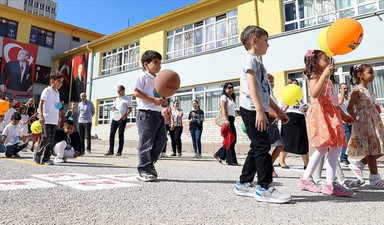 Devlet okullarının ‘kayıt ücreti’ taktiği