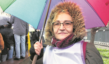 Şehremini’nin 26 yıllık efsanesi Zeliha Hoca soruyor: Hangi kritere göre kadro dışı bıraktınız?