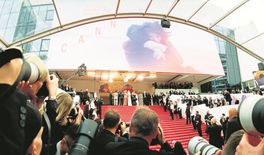 Her sene Cannes bir masaldır
