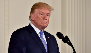 Ülkeyi Trump Organization şirketi yönetiyor