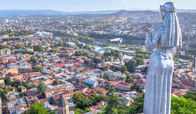 Her seferinde yeni bir Tiflis