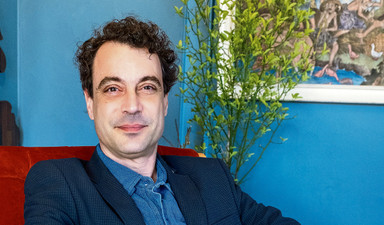“Dünyalıdan sadece insanı anlamamak gerek”