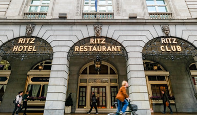 Londra’nın en iyi restoranı The Ritz
