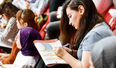 Matematikte 305 bin fende 211 bin öğrenci sıfır çekti