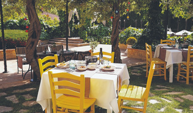 Grand Hyatt İstanbul’da yaz kaçamağı