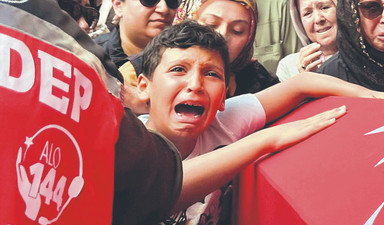 Ormanda yangın, baba ocaklarında ateş!