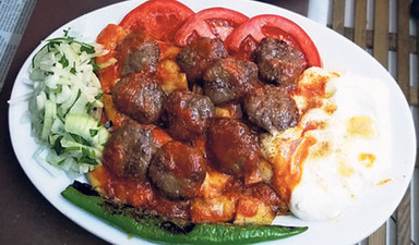 İskender’in rakibi pideli köfte