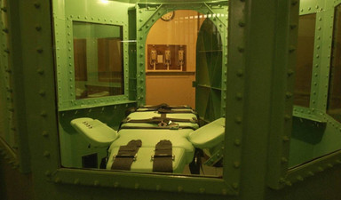 Charlie Kirk suikastı ölüm cezası tartışmalarını alevlendirdi: Biden'ın frenine rağmen, Trump döneminde infazlar arttı