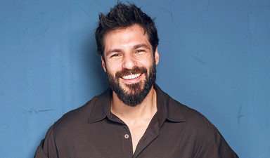 Serkan Çayoğlu: İstanbul, hiç durmayan bir tren gibi… Ama inmek istemiyorsun