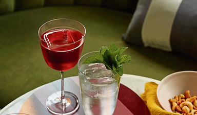 Dünyaca ünlü barmen GiorgIo Bargiani, dolduracağı kadehi kendi yarattı: “Kokteyl bardağı bir tuval gibidir”