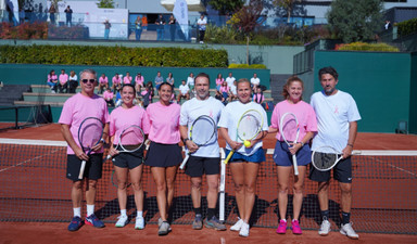 Meme kanseri ile mücadele için korta çıktılar