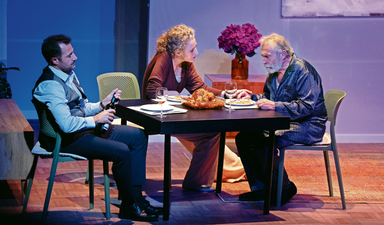 Haluk Bilginer Baba’yla zihnin labirentlerinde geziyor