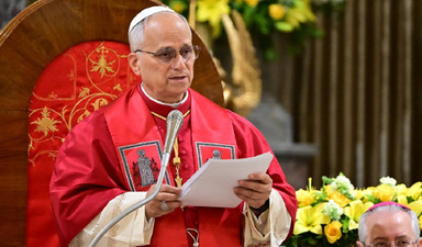 Volkswagen Arena'da binlerce kişi toplanıyor: Papa, Türkiye'de ilk kez halka açık ayin düzenledi