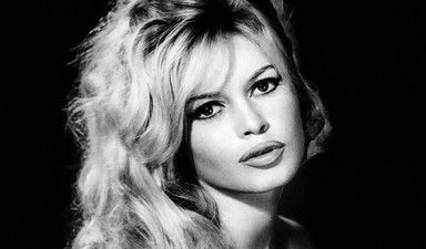 Ve Tanrı yarattığı kadını geri çağırdı!