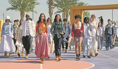 Dubai neyi doğru yaptı da moda haftası ilgi görüyor?