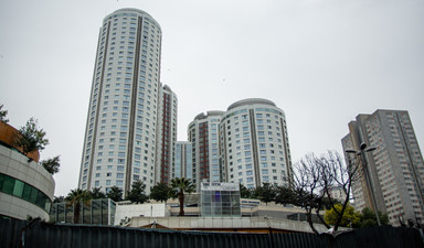 990 daireli sitede yönetim anlaşmazlığı adliyeye taşındı