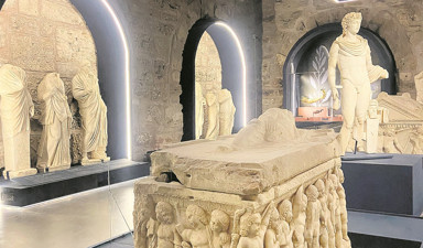 Side’nin Roma hamamındaki müzesi nefes kesici