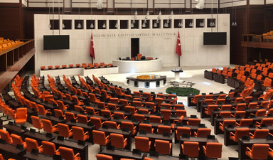 Savaşlar çağında Türkiye demokrasisi