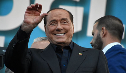 Silvio Berlusconi akciğer enfeksiyonu tedavisi için yoğun bakıma kaldırıldı