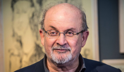 İran, nükleer anlaşma öncesinde Salman Rushdie'ye yapılan saldırıyı tartışıyor