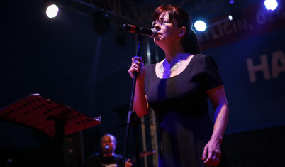 İlkay Akkaya'nın konseri kaymakamlık kararıyla iptal edildi