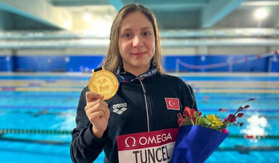 Merve Tuncel 1500 metre serbestte dünya şampiyonu