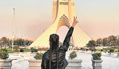 İran’dan sola tarihi ders: Ne faşizm ne ABD hegemonyası