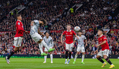 Manchester United ve Liverpool: Premier Lig kulüplerinden hangisi yatırımcılar için daha çekici?
