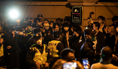 New York Times yazdı: Pekin'de endişeli kalabalık ne kadar ileri gidebileceklerinden emin değiller