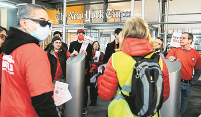 The New York Times grevi daha başlangıç, işçi hareketi büyüyecek
