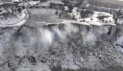 ABD'de kutup soğukları: Niagara Şelaleleri kısmen dondu