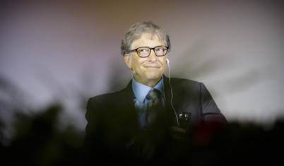 Bill Gates hala iPhone değil Android kullandığını doğruladı