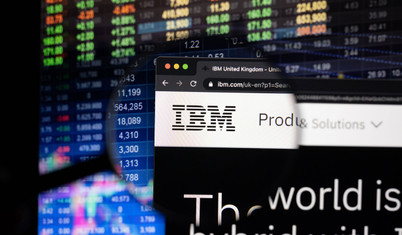 IBM'nin geliri geçen yılın son çeyreğinde yatay seyretti