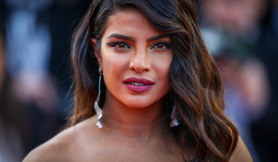 Priyanka Chopra'dan depremzedeler için yardım çağrısı