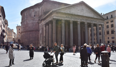 Roma'daki tarihi Pantheon Bazilikası için turistlerden giriş ücreti alınacak