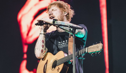 Ed Sheeran jüriye konser verdi