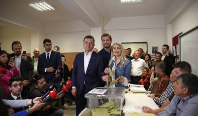 İBB Başkanı İmamoğlu oyunu kullandı: Bu seçimin güçlü bir demokrasiyi getirmesini diliyorum
